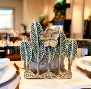 Porta Servilletas de Metal con Textura de Hoja, Sostenible y Duradero, Agrega una Estética Moderna y Elegante a Baños, Cocinas, Oficinas y Restaurantes - Product Image 1