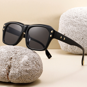 2025 Unisex Retro Fashion Tr90 <b>Sunglasses</b> Custom Luxury UV400 <b>Square</b> Glasses High Quality Fashion Glasses for Women - Product Image 2