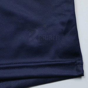 Ropa de fútbol premium diseñada para el rendimiento y la comodidad duradera en torneos y ligas. - Product Image 5