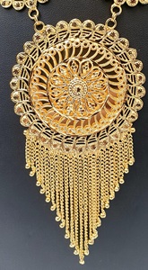 Nuevo y Elegante Juego de Collar con Colgante Clásico para Mujer, Chapado en Oro de 24K, Joyería Fina para Bodas, Fiestas y Regalos - Product Image 2
