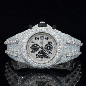Montre de qualité supérieure au design rétro à double tonalité, à quartz analogique, avec cadran numérique, bracelet en acier inoxydable, moissanite, pour homme - Product Image 4