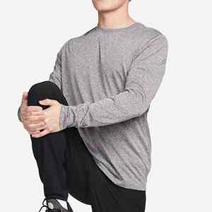 เสื้อยืดออกกำลังกายผ้าฝ้ายถัก 100% ระบายอากาศ ป้องกันรังสียูวี ทรงเข้ารูป แขนยาวรัดรูป สำหรับออกกำลังกายในยิม - Product Image 4