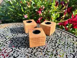 Porte-bougie carré en bois artisanal aux lignes épurées, finition naturelle, parfait pour un décor moderne et rustique. - Product Image 2