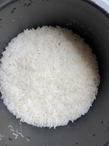 ข้าวหอมมะลิธรรมชาติ กลิ่นหอม 5% ข้าวหักพิเศษ คุณภาพพรีเมียม เมล็ดยาว ราคาดีที่สุด ขายส่ง ราคาโรงงานโดยตรง - Product Image 5