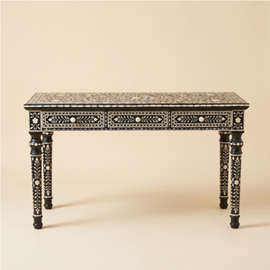 Table console de luxe noire à incrustations florales en os, meuble indien fait main pour salon et chambre à coucher - Product Image 1