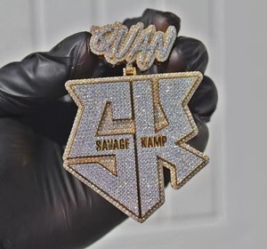 Pendentif élégant en argent plaqué moissanite avec design lettre et breloque en cristal, style hip-hop, bijou unisexe - Product Image 2
