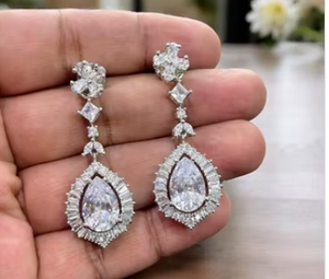 Hermoso y elegante conjunto de pendientes de circón de moda, la mejor calidad con piedras, pendientes para mujer, ropa moderna, ropa de boda - Product Image 2