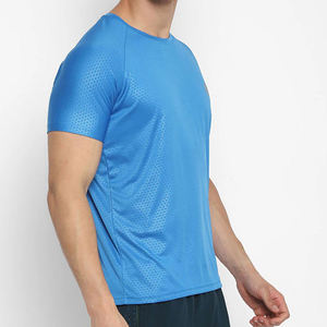 Camisetas de Rendimiento de Estilo Urbano para Hombre, de Color Sólido, Personalizables, Transpirables, de Spandex/Poliéster, para Verano, Diseño OEM, MOQ Bajo, Novedad - Product Image 1
