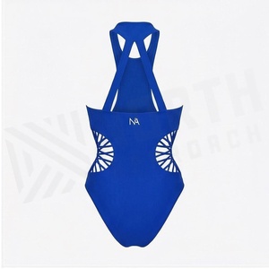 Ensemble de yoga 2 pièces imprimé papillon bleu avec finition dorée, body à col en V profond et jupe portefeuille longueur genou - Product Image 2