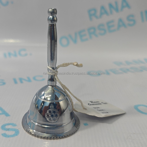 Cloche à main décorative de luxe en laiton, plaquée argent, motif floral, cloche rituelle en métal pour la décoration intérieure, la méditation, le yoga, cadeau - Product Image 1