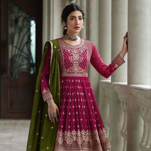 Ensemble Salwar Kameez pour femmes, prêt-à-porter, entièrement cousu, motif traditionnel élégant, broderie lourde, Faux Georgette 4 - Product Image 1
