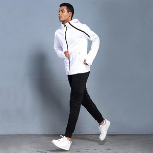 Ensemble de survêtement sportif haut de gamme pour hommes, sweat à capuche zippé et pantalon de jogging, vêtements d'entraînement athlétique en gros, tenue de sport personnalisable avec logo - Product Image 3