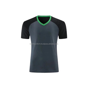 เสื้อกีฬาฟุตบอลระบายอากาศได้ดี สำหรับการฝึกซ้อมและการแข่งขัน เสื้อฟุตบอลโพลีเอสเตอร์ระบายอากาศได้ดี - Product Image 3