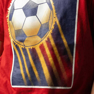 เสื้อยืดเด็กผู้ชายผ้าฝ้ายออร์แกนิคเป็นมิตรกับสิ่งแวดล้อม เนื้อผ้านุ่ม ระบายอากาศได้ดี เสื้อยืดเด็กเรียบง่าย รับทำแบรนด์ สินค้าคุณภาพดี เสื้อเด็กผู้ชายสำหรับฤดูร้อน - Product Image 3