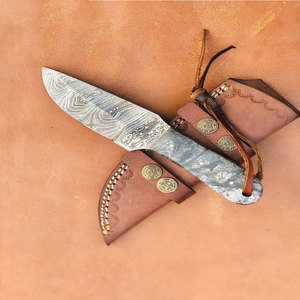 Couteau de chasse en acier Damas de haute qualité, lame à motif décoratif, manche en acier Damas, personnalisable OEM, garantie de 3 ans - Product Image 6