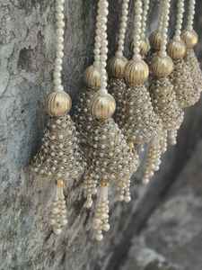 Décoration perlée avec boule Gota suspendue |   Rideau à perles pour porte |   Décoration de temple pour les fêtes de mariage indien et de l'inauguration de maison - Product Image 4