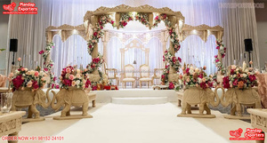 Mandap de mariage indien à thème ouvert créatif Mandap de mariage Maharani de luxe Décoration de mandap de mariage Look chic Installation de mandap en bois d'intérieur - Product Image 4