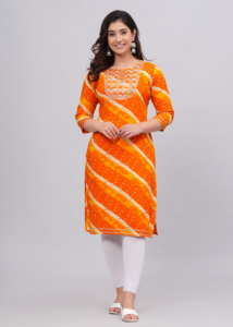 ชุดคุร์ติสีเหลืองพิมพ์ลายสำหรับผู้หญิง พร้อมปักลายที่คอเสื้อ แขน 3/4 สวมใส่สบายๆ สไตล์ชาติพันธุ์ ทรงตรง เหมาะสำหรับใส่ในชีวิตประจำวัน - Product Image 3