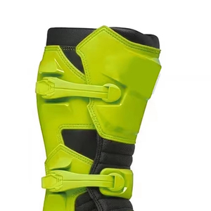 Calzado de Motocicleta de Cuero Multifuncional Personalizado de Primera Calidad - Ropa Deportiva de Talla Grande con Material Teñido Liso y de Secado Rápido - Product Image 3