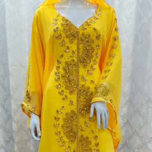 Kaftan marocain en georgette jaune exquis - Takshita brodé à la main avec des fils dorés et un voile à capuche pour les mariages et les événements formels - Product Image 1