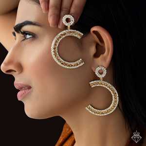 ต่างหูคริสตัลรูปตัว C ห้อยคริสตัลป้องกันการเสื่อมเสีย - Product Image 1