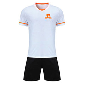 Uniformes de Fútbol al Por Mayor, Tallas y Colores Personalizables, Logotipos y Números Personalizados para Clubes y Escuelas - Product Image 1