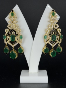 Pendientes de lujo chapados en oro con piedra doble verde y trabajo de Meena negra para mujer - Estilo nupcial tradicional indio - Product Image 3