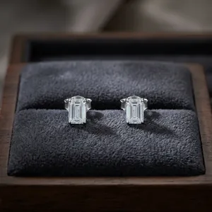 Boucles d'oreilles halo en or rose 14 carats avec diamant de laboratoire taille émeraude 1,04 ct EF VVS-VS, de luxe, pour fiançailles, mariage, anniversaire, créateur, haute joaillerie - Product Image 4