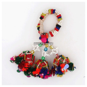 Bracelet de bras/bracelet de poignet Banjara en coton rare, multicolore, perlé, avec pompon, style antique, authentique, style gitane - Product Image 1