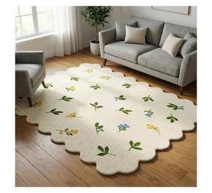 Alfombra de Lana con Borde Festoneado, Diseño de Flores Silvestres Color Crema, Alfombra de Forma Irregular Personalizada, Alfombra Floral para Sala de Estar y Cuarto de Niños - Product Image 3