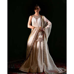 Conjunto Elegante de Top y Pantalón con Dupatta para Mujer, Ideal para Fiestas - Product Image 1