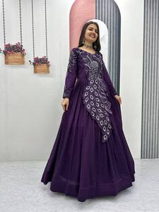 Vestido Anarkali Morado Bordado con Lentejuelas y Motivo de Pavo Real, Manga Larga, para Bodas, Fiestas, Diwali, Ropa Étnica India para Mujer - Product Image 2
