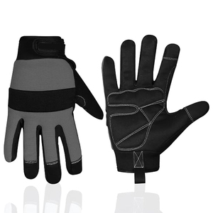 Gants techniques pour tronçonneuse en tissu gris foncé, anti-abrasion, paume synthétique noire, bande élastique au poignet, équipement pour l'élagage des arbres - Product Image 1
