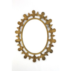Espejo de Pared Ovalado de Metal de la Más Alta Calidad con Marco Decorativo con Patrón de Hojas, Diseño Tradicional - Product Image 1