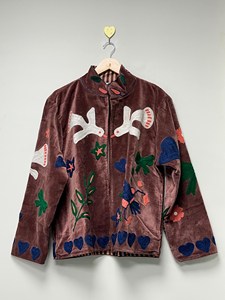 Veste en velours Suzani chic bohème de qualité supérieure, brodée de fils multicolores, motif grue et fleurs, vêtement d'extérieur pour femme de créateur - Product Image 1