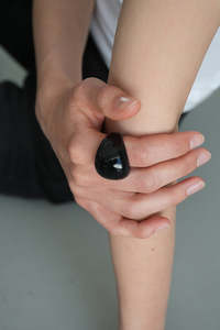 Anillo negro de cuerno de búfalo, joyería clásica hecha a mano con cuerno natural para mujer, regalo de cumpleaños - Product Image 6