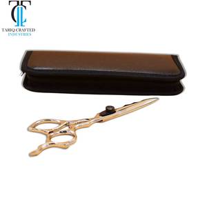 กรรไกรตัดผมระดับมืออาชีพ ใช้งานลื่นไหล  สำหรับช่างตัดผม  TARIQ CRAFTED INDUSTRIES - Product Image 3