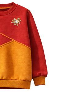 Sweat-shirt pour femme personnalisé en rouge et jaune moutarde, en molleton doux, col rond, décontracté, pull d'hiver avec détails brodés - Product Image 4