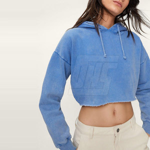 Hoodies courts pour femmes de qualité supérieure, style moderne, matière en coton mélangé doux, parfaits pour la salle de sport et les looks quotidiens. - Product Image 3