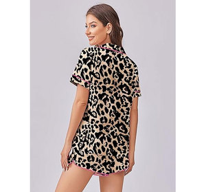 Conjunto de Pijama de Satén con Estampado de Leopardo para Mujer, Manga Corta, Cuello Camisero, Cierre de Botones, Ropa de Dormir de Verano, Estilo Suave y Sexy - Product Image 2