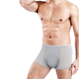 Culotte string sexy en fibre de bambou confortable pour homme avec poche de maintien respirante et logo classique – Sous-vêtements masculins en bambou - Product Image 3