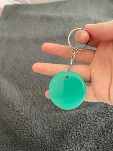 Designer <b>Resin</b> Key Ring <b>Clear</b> <b>Resin</b> Charm Key Chain Keychain Wholesale for Round Shape Hot Selling - Product Image 2