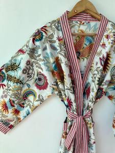 Bata Kimono de Algodón 100% con Estampado de Bloques y Dibujos Animados para Mujer, Suave y Transpirable, Camisón de Verano Hecho a Mano, Cuello en V Elástico, ODM - Product Image 3