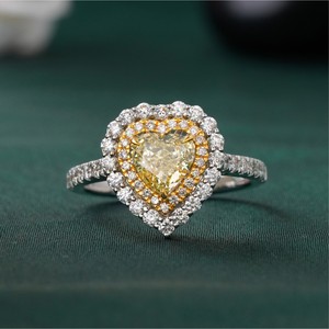 Anillo de Diamante Cultivado en Laboratorio de 1.02 CT, Corte Corazón, Color Amarillo Fantasía, con Engaste de Puntas, Oro de 14K, Joyería Fina, Color Intenso - Product Image 1