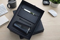 Offre Spéciale – Coffret Cadeau d'Entreprise Moderne Liviya Personnalisable en Cuir PU et Verre – Journal, Bouteille, Porte-clés – Bleu A5 – Luxe pour le Bienvenue des Employés