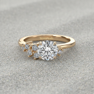 Anillo de Compromiso con Diamante Cultivado en Laboratorio Stonewels, con Piedras Laterales en Corte Cluster, Engaste de Oro de 14K, Anillo Nupcial de Lujo Certificado - Product Image 3