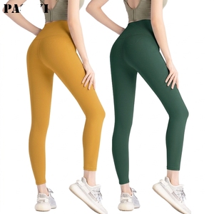 Pantalones de yoga y entrenamiento para mujer, personalizados al por mayor, de cintura alta, hasta el tobillo, lisos, transpirables, de elastano/poliéster, con efecto push-up para glúteos - Product Image 3