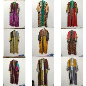 Kimono de Seda Vintage, Traje de Baño Japonés, Ropa de Dormir para Mujer, Kimono Sexy de Seda con Estampado Floral y Patchwork, Camisón Largo Maxi - Product Image 1