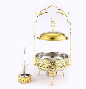 Recipiente ovalado de cobre martillado con base de hierro negro y soporte para combustible para catering elegante; disponible a precios de mayorista. - Product Image 5