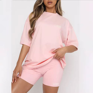 Conjunto de 2 piezas a la moda con bloques de color, camisa y pantalones cortos para mujer, con logo bordado personalizado, ropa deportiva transpirable para mujer - Product Image 2